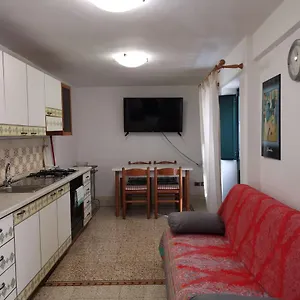 Archia Syracuse